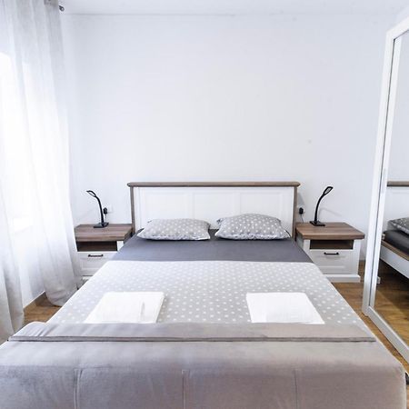 Apartments Florian Лопуд Екстер'єр фото