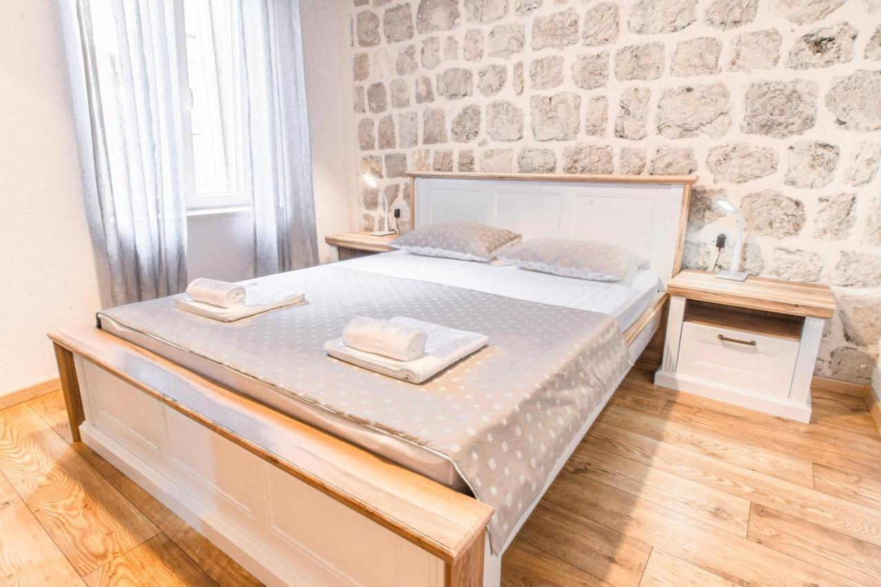 Apartments Florian Лопуд Екстер'єр фото