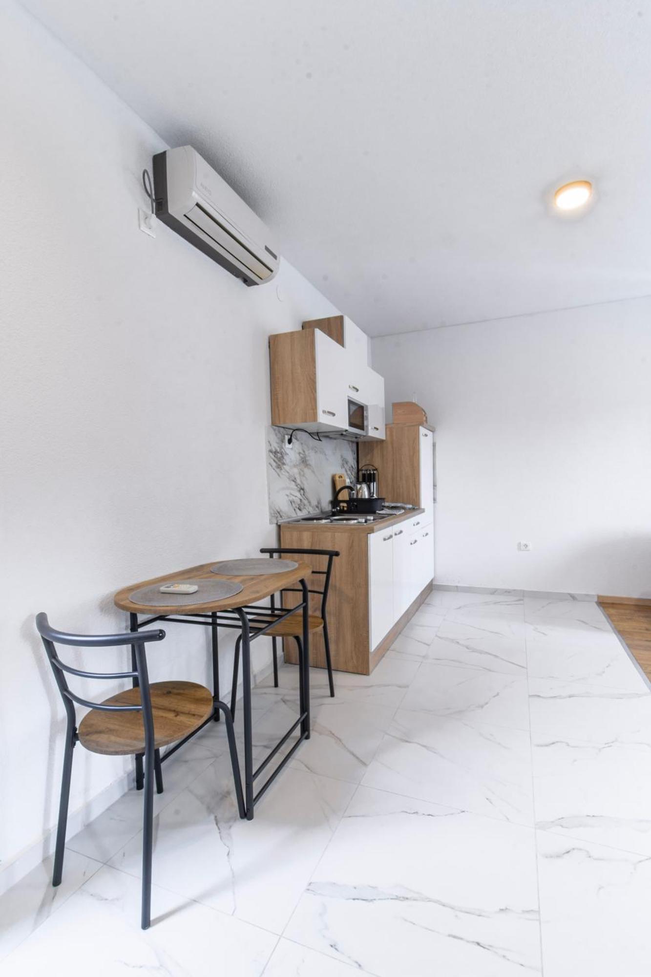 Apartments Florian Лопуд Екстер'єр фото