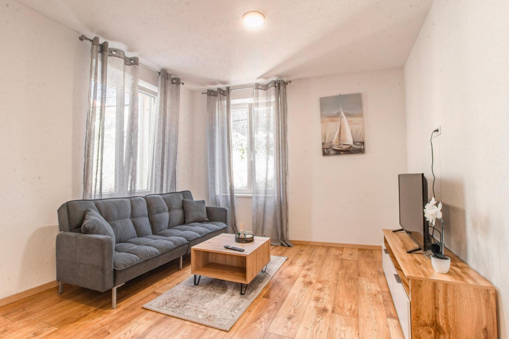 Apartments Florian Лопуд Екстер'єр фото