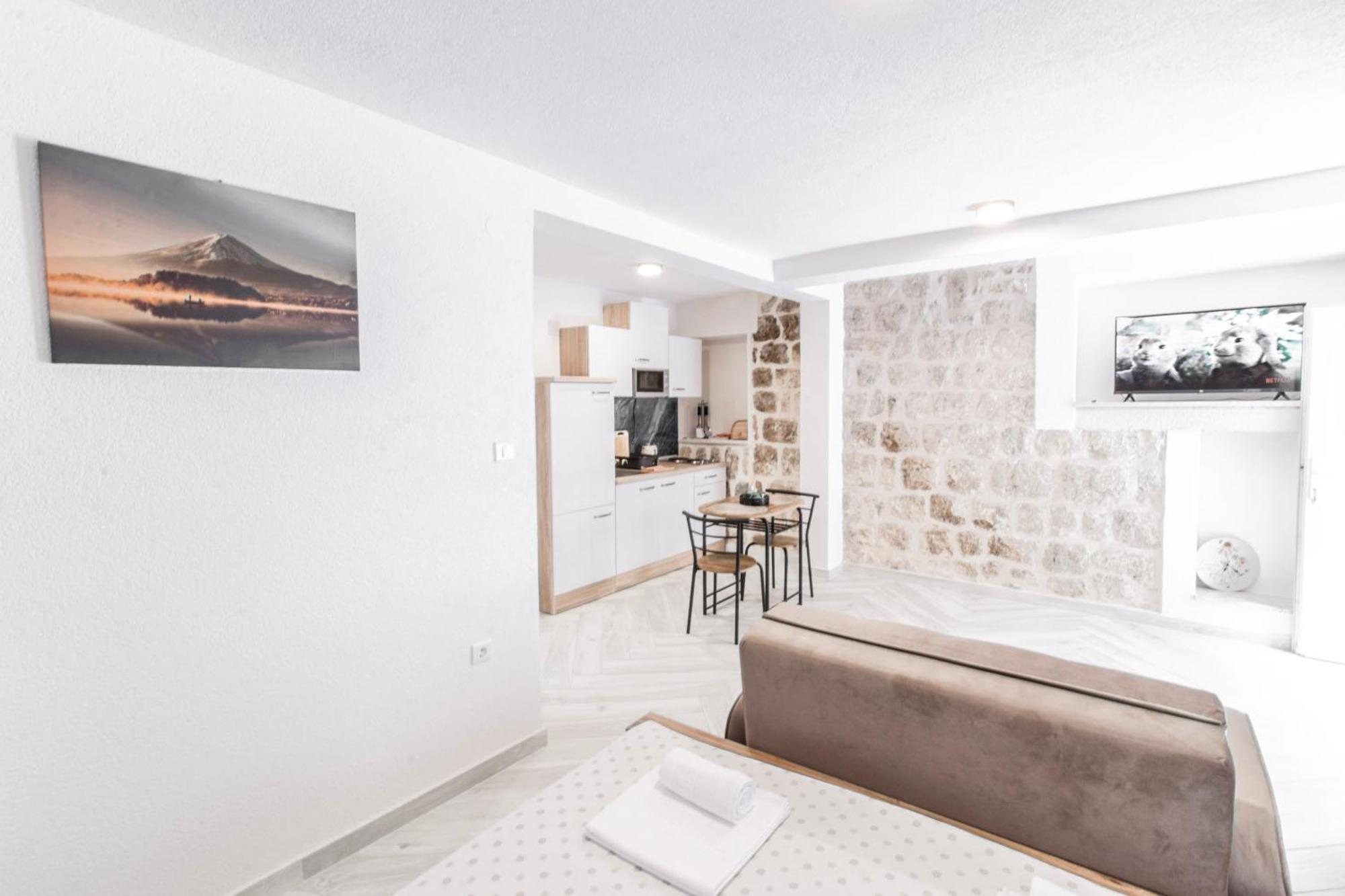 Apartments Florian Лопуд Екстер'єр фото